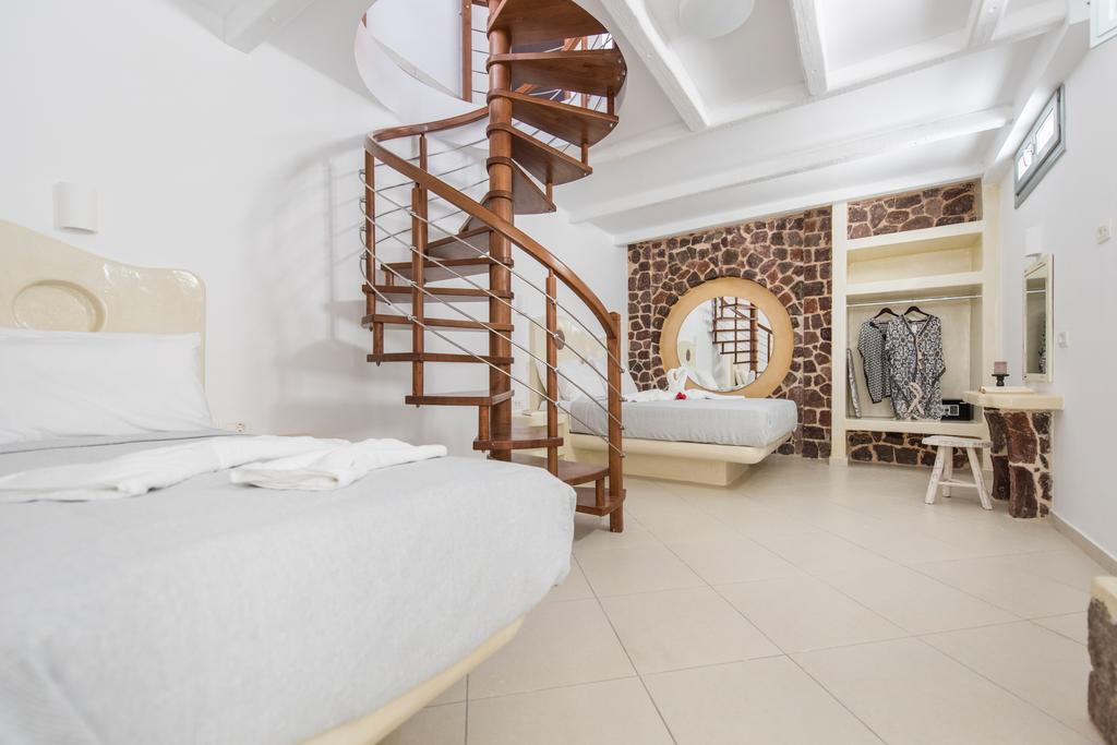 Secret Earth Villas - Santorini Kamári エクステリア 写真