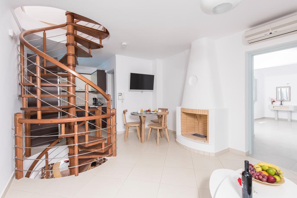 Secret Earth Villas - Santorini Kamári エクステリア 写真
