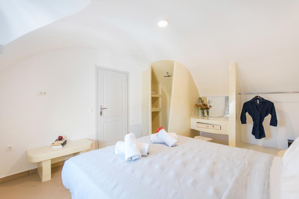 Secret Earth Villas - Santorini Kamári エクステリア 写真
